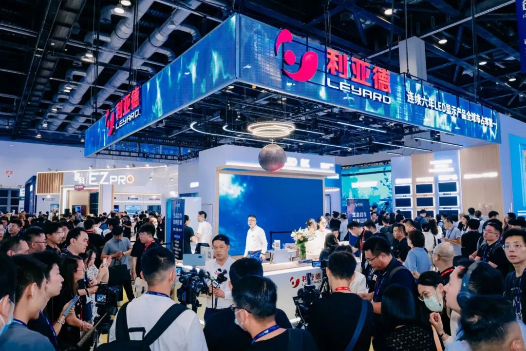 “AI+智能显示”引领将来 优发国际新品InfoComm展大放异彩