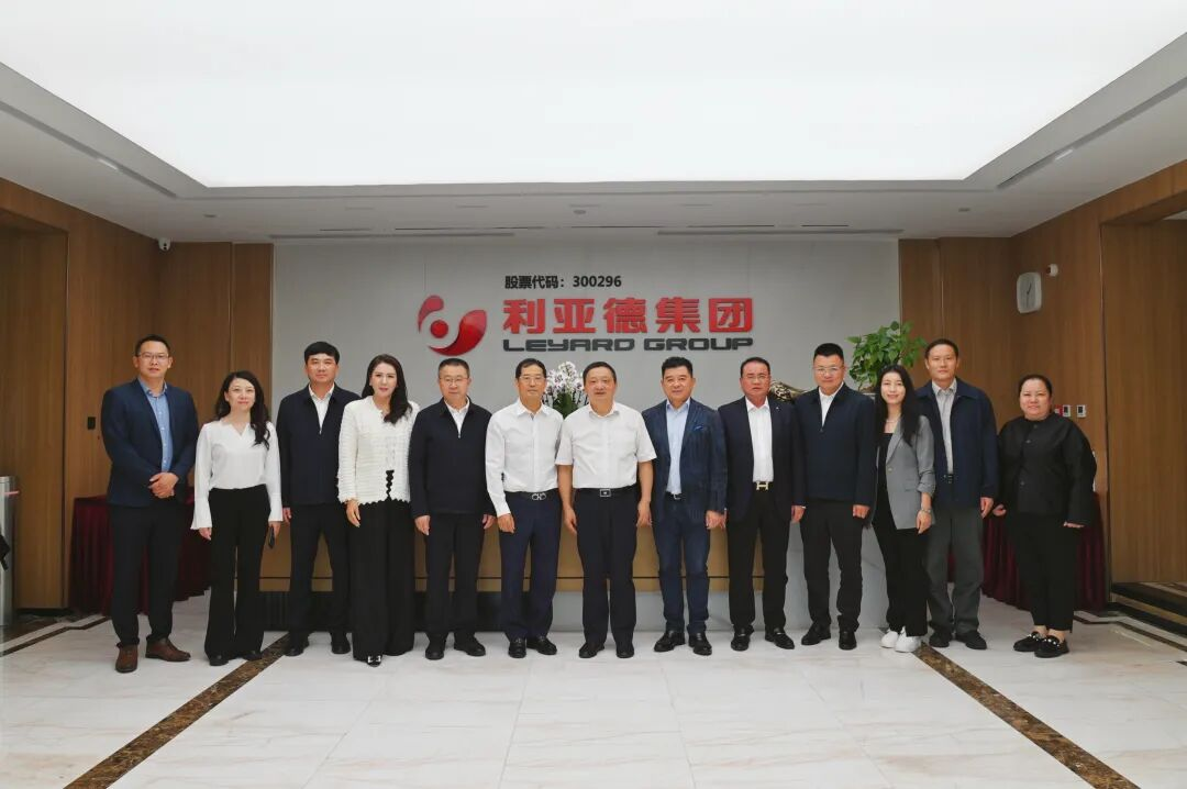 云南大理州委书记杨国宗一行走访优发国际，，，共商文旅相助新蓝图